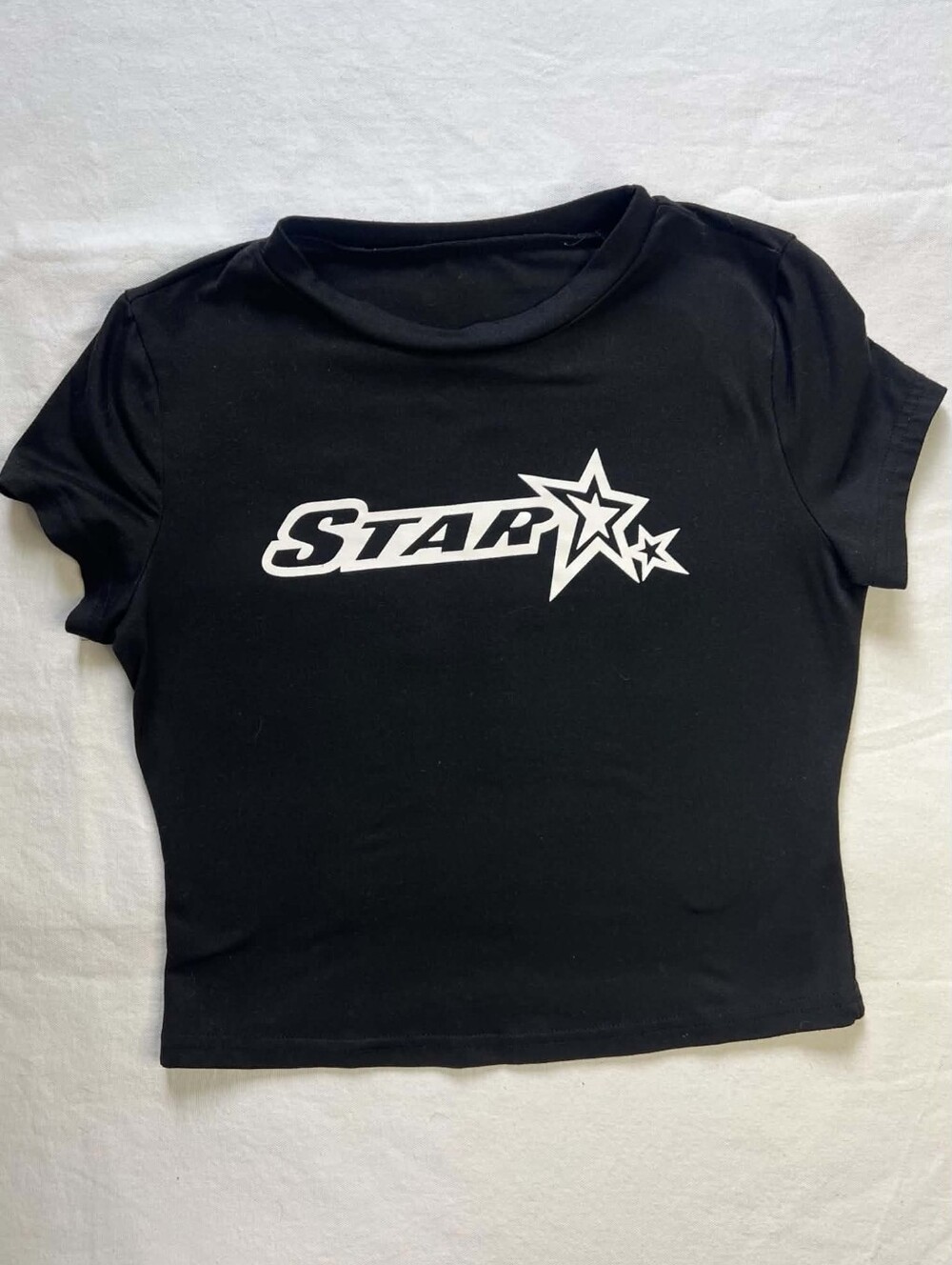 Black 'Star' Graphic Crop Tee